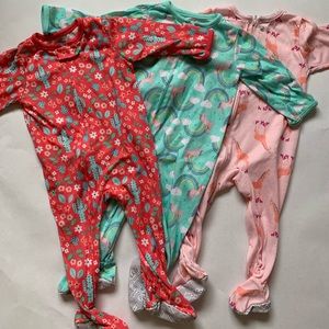 Lot of 3 Carter’s 9-12 mo footie jammies